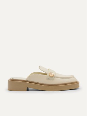 Beige Women's Pedro Mastaba Flats | FZLCXR-607