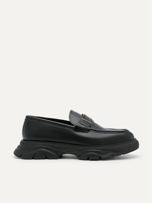 Black Men's Pedro Hybrix Leather Loafers | WCVXOL-364