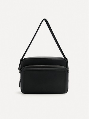 Black Men's Pedro Porte Messenger Bags | YPLEKW-385