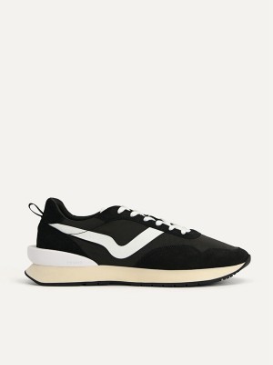 Black Men's Pedro Suede Sneakers | TDUKYH-430