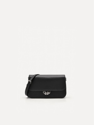 Black Women's Pedro Iris Shoulder Bags | AIGEFZ-468