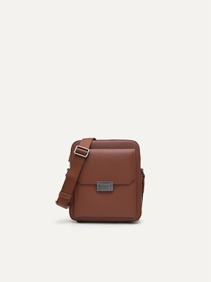 Brown Men's Pedro Henry Leather Sling Bag | QUXDOB-360