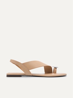 Brown Women's Pedro Toe Loop Sandals | JWETUM-956