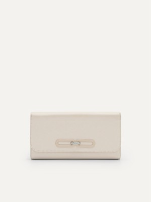 Cream Women's Pedro Studio Leather Bifold Wallet | DEIOLS-821