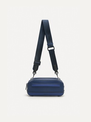 Navy Men's Pedro Baguette Sling Bag | UWSLPR-587