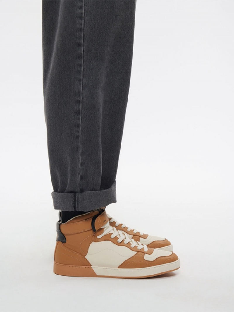 Beige Men's Pedro Stride Sneakers | YQDZHK-497