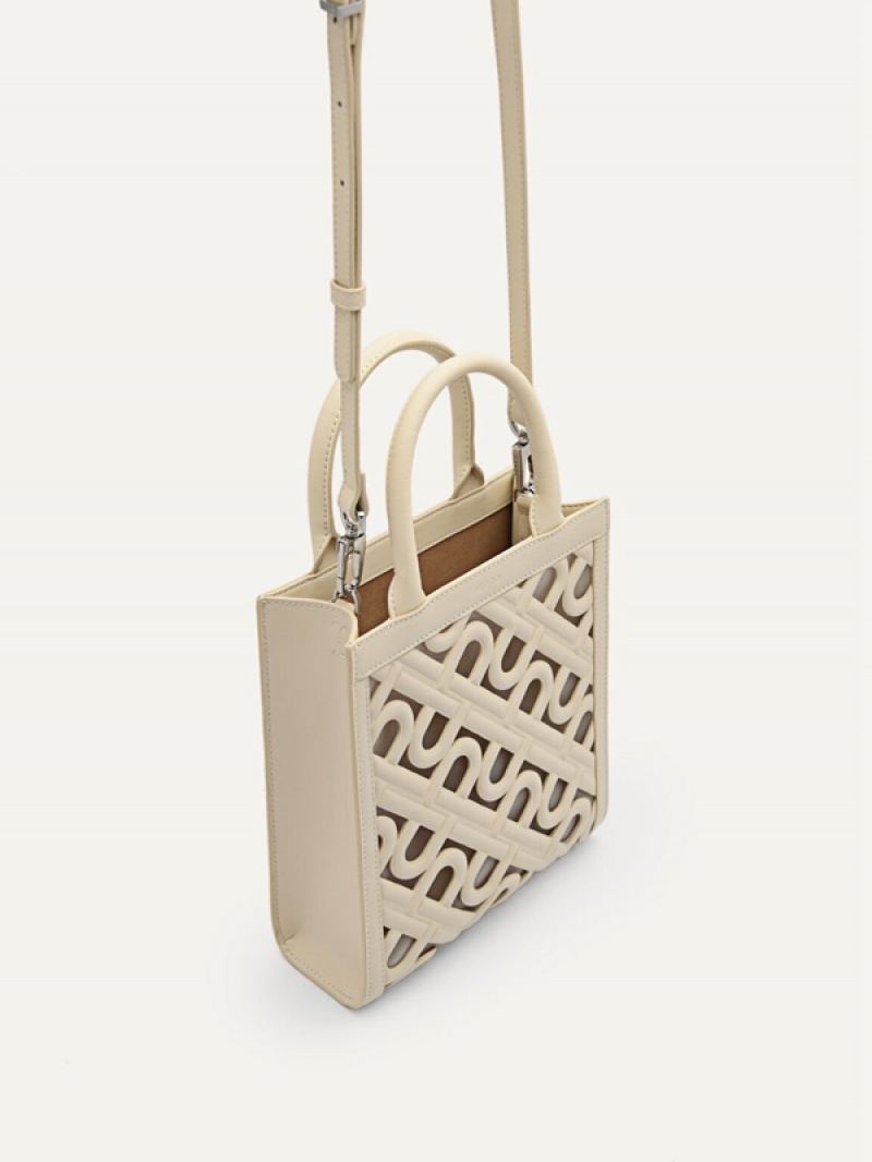 Beige Women's Pedro Icon Leather Tote Bag | RTZCKX-419