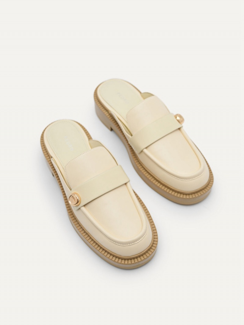 Beige Women's Pedro Mastaba Flats | FZLCXR-607