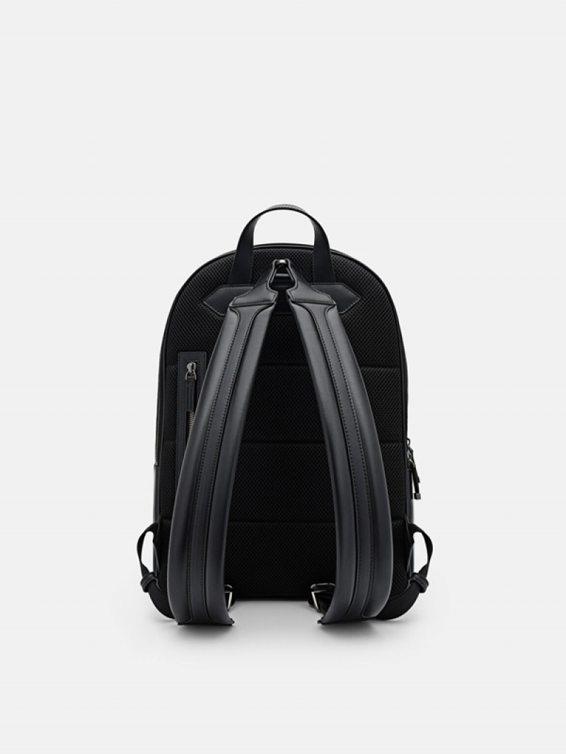 Black Men's Pedro Icon in Pixel Backpacks | MIACFK-563