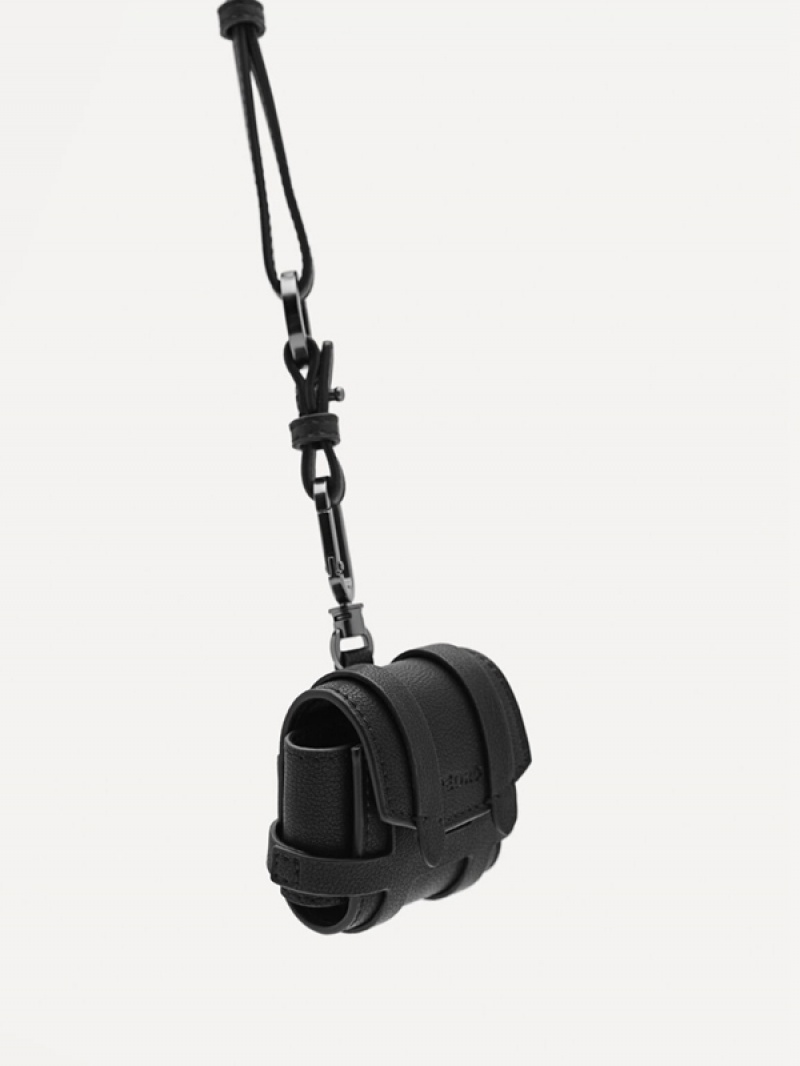 Black Men's Pedro Leather Airpods Pro Key Rings | PEVMOA-591