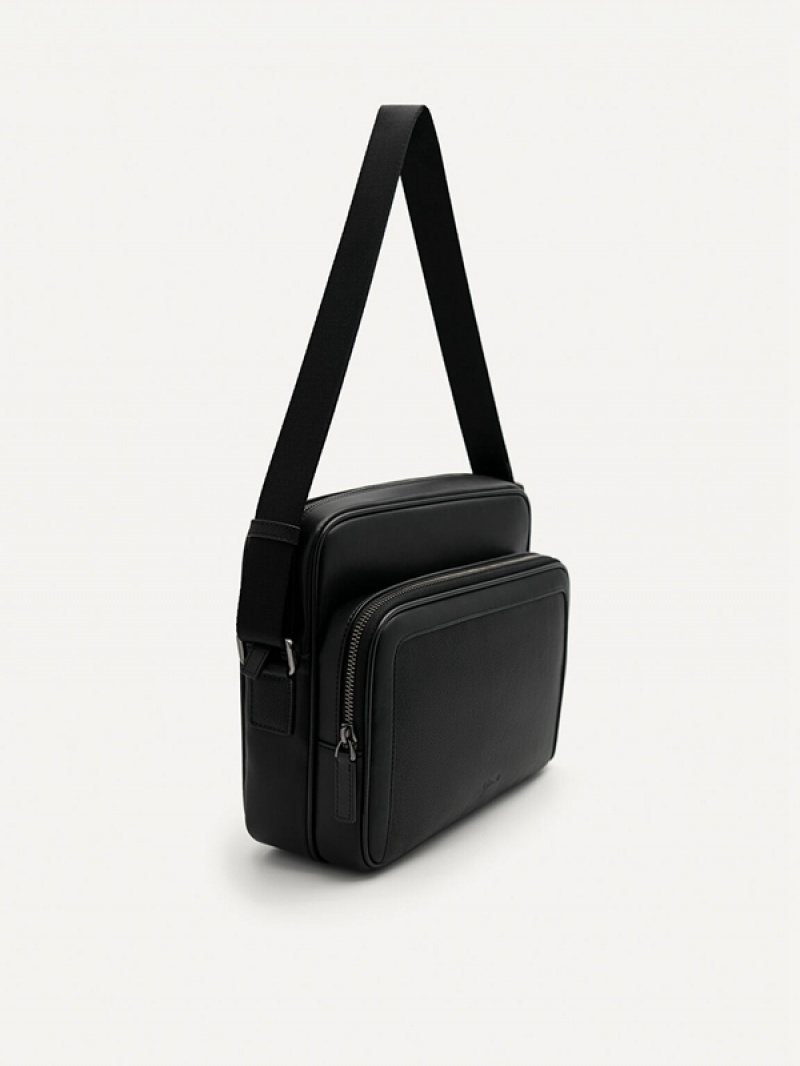 Black Men's Pedro Porte Messenger Bags | YPLEKW-385