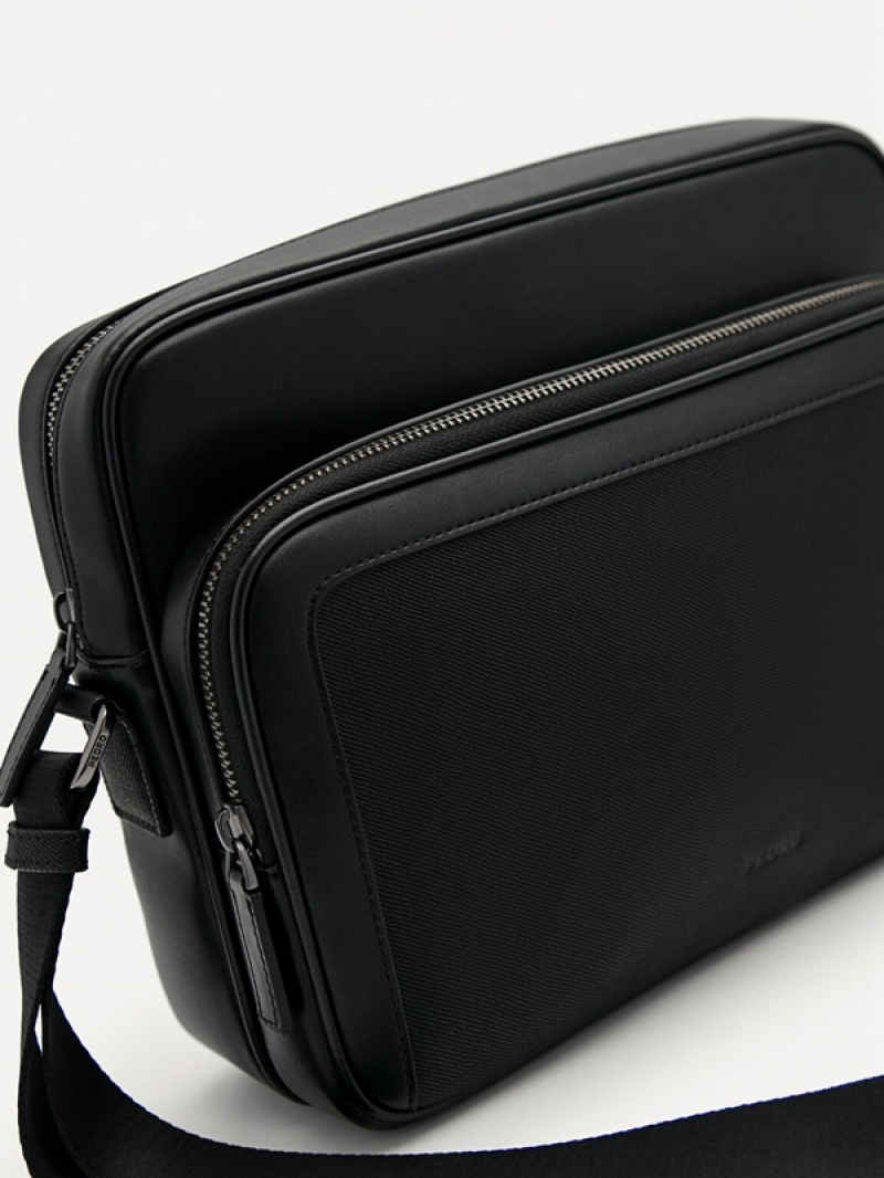 Black Men's Pedro Porte Messenger Bags | YPLEKW-385