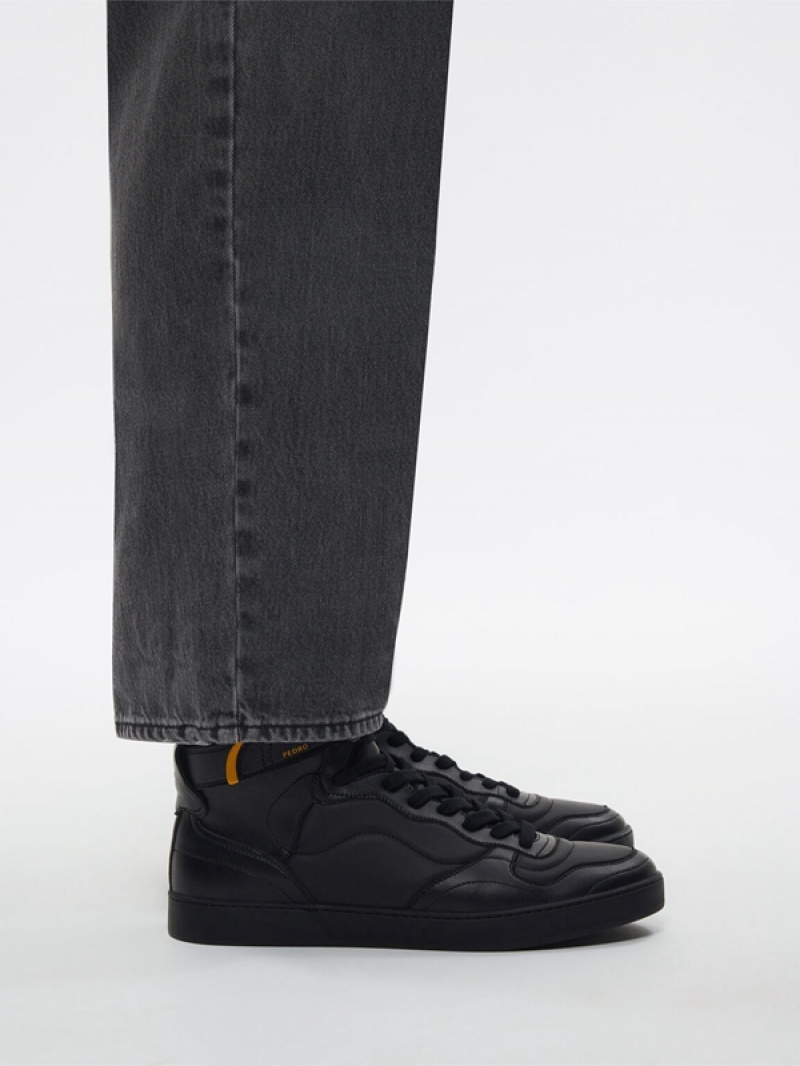 Black Men's Pedro Stride Sneakers | YTZAKL-175