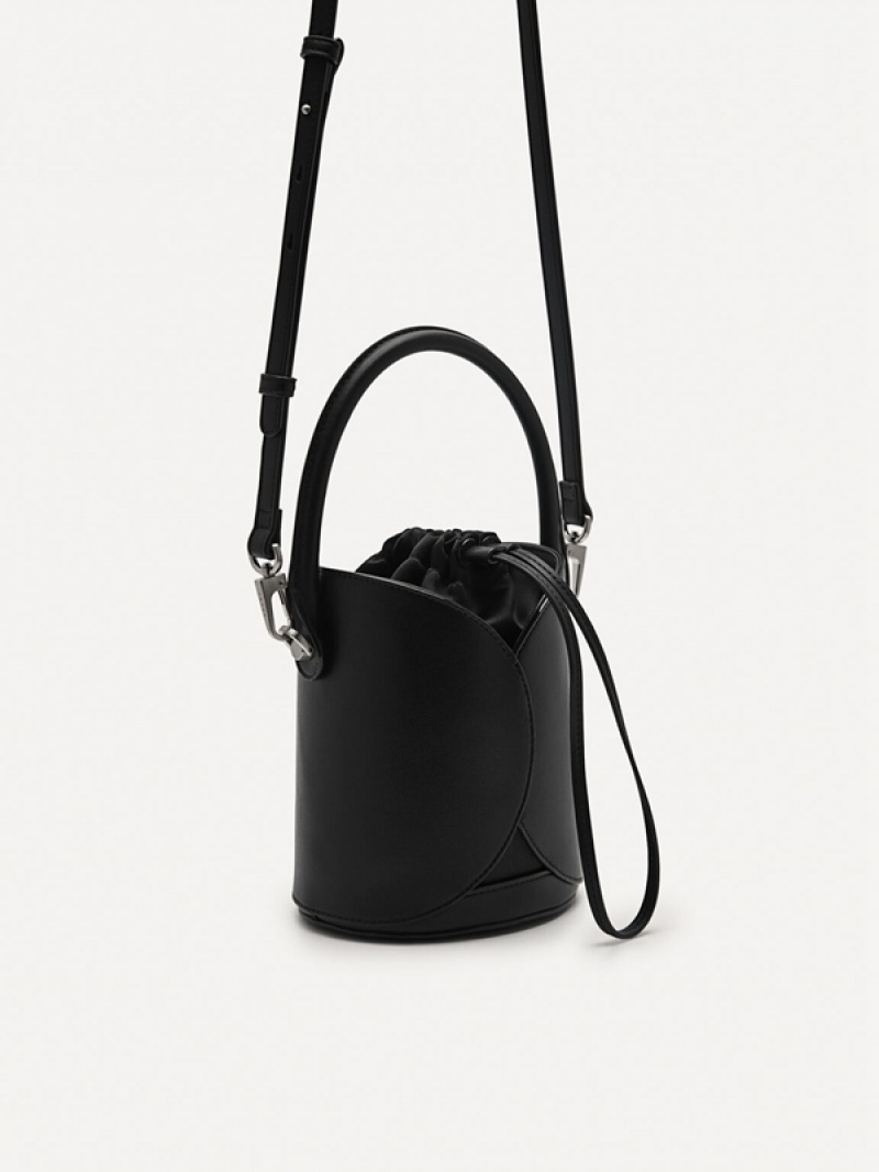 Black Women's Pedro Vibe Bucket Bags | PXADTM-639