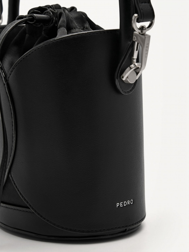 Black Women's Pedro Vibe Bucket Bags | PXADTM-639