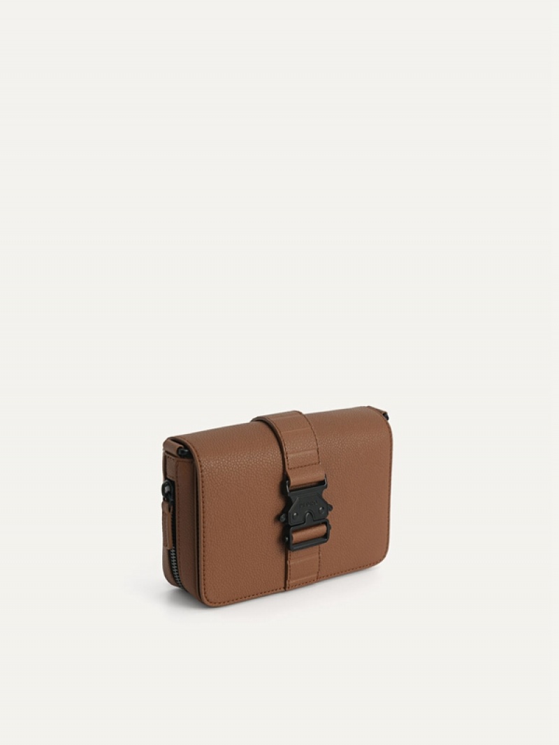 Brown Men's Pedro Boxy Crossbody Bag | VSGDPW-918