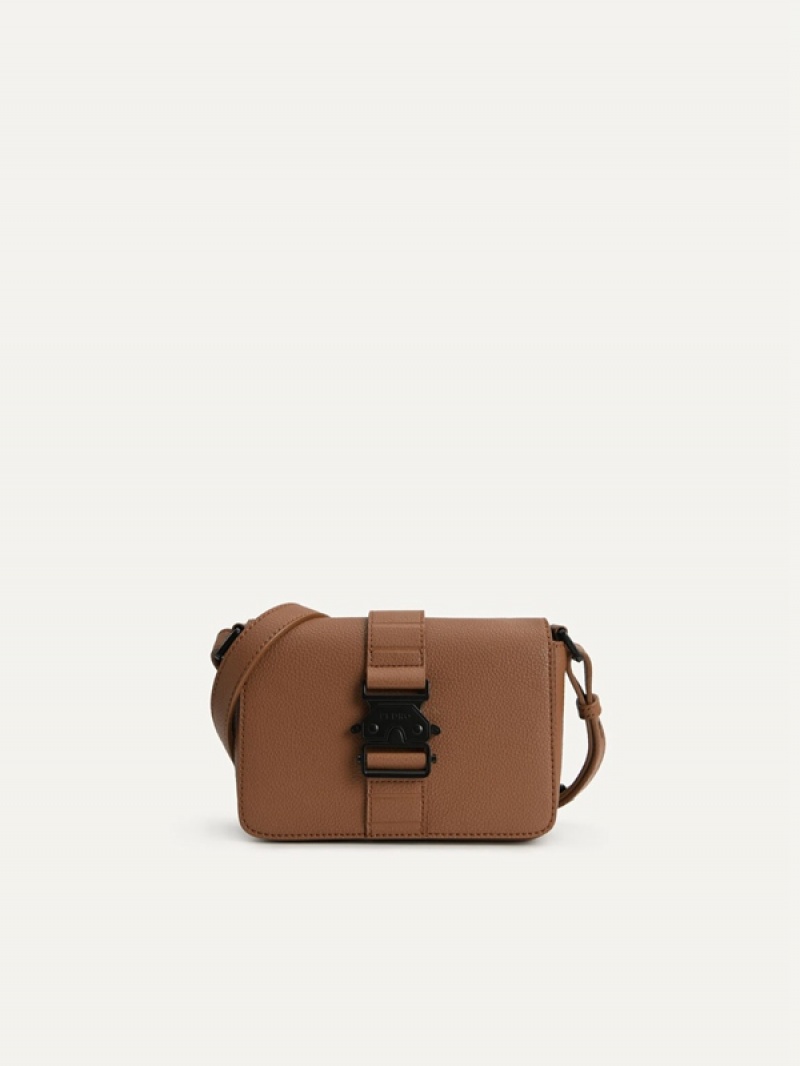 Brown Men\'s Pedro Boxy Crossbody Bag | VSGDPW-918