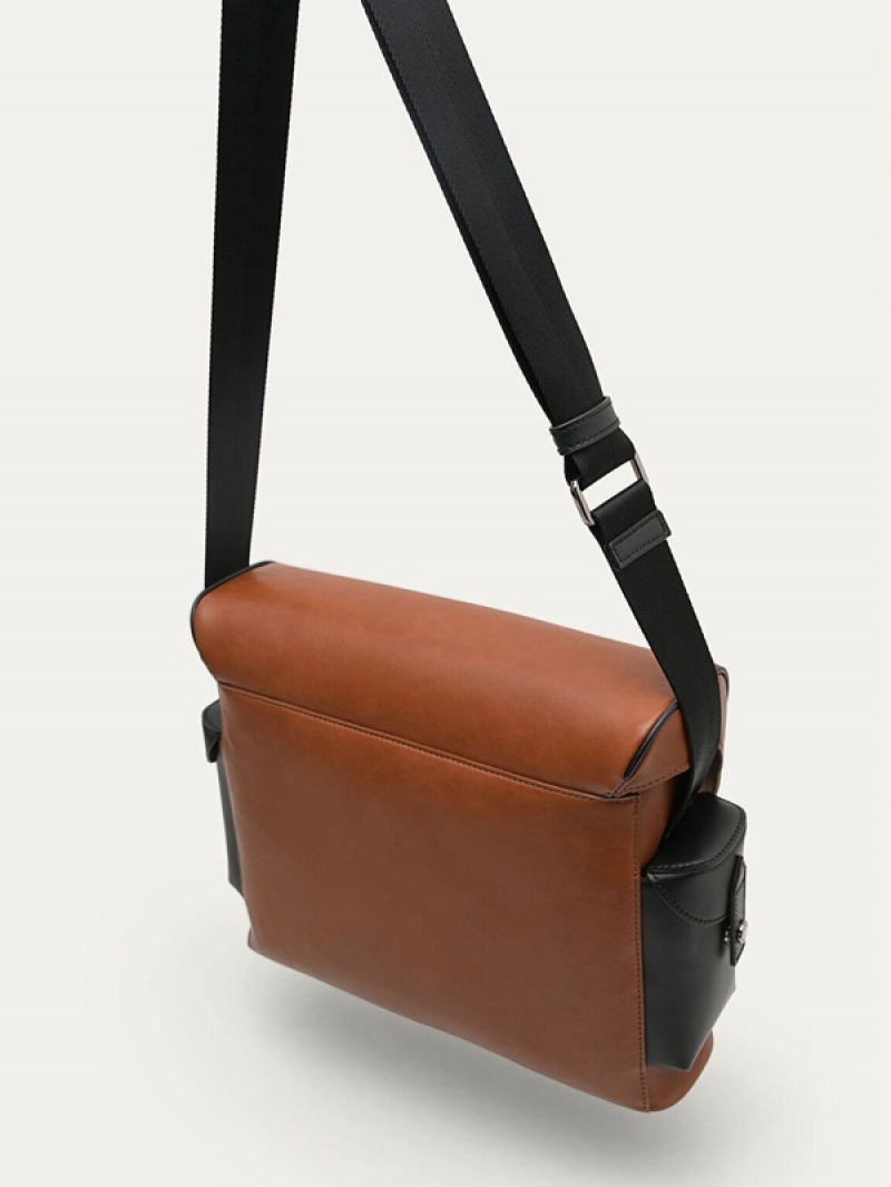 Brown Men's Pedro Jones Messenger Bags | ZMFGLW-812