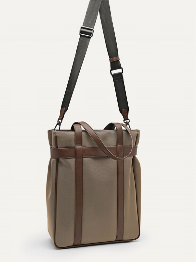 Brown Men's Pedro Rainier Tote Bag | YAVKSB-460