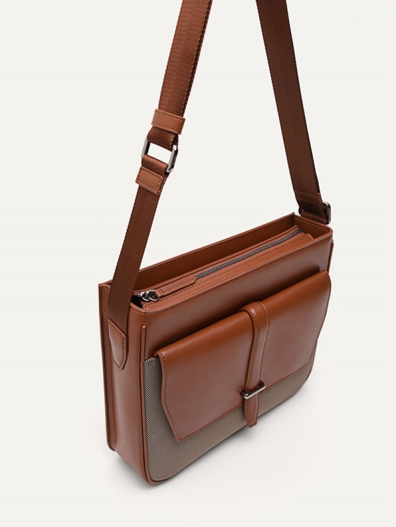 Brown Men's Pedro Tai Per Messenger Bags | ZWAORS-164