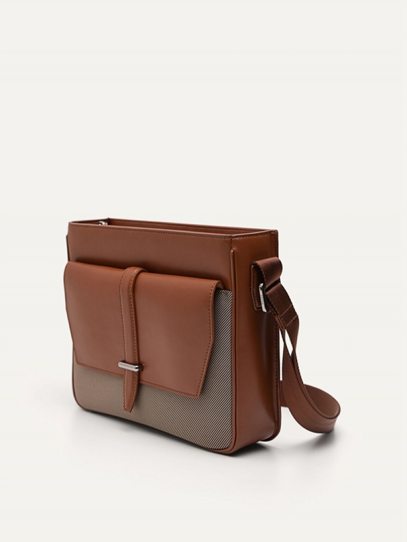 Brown Men's Pedro Tai Per Messenger Bags | ZWAORS-164