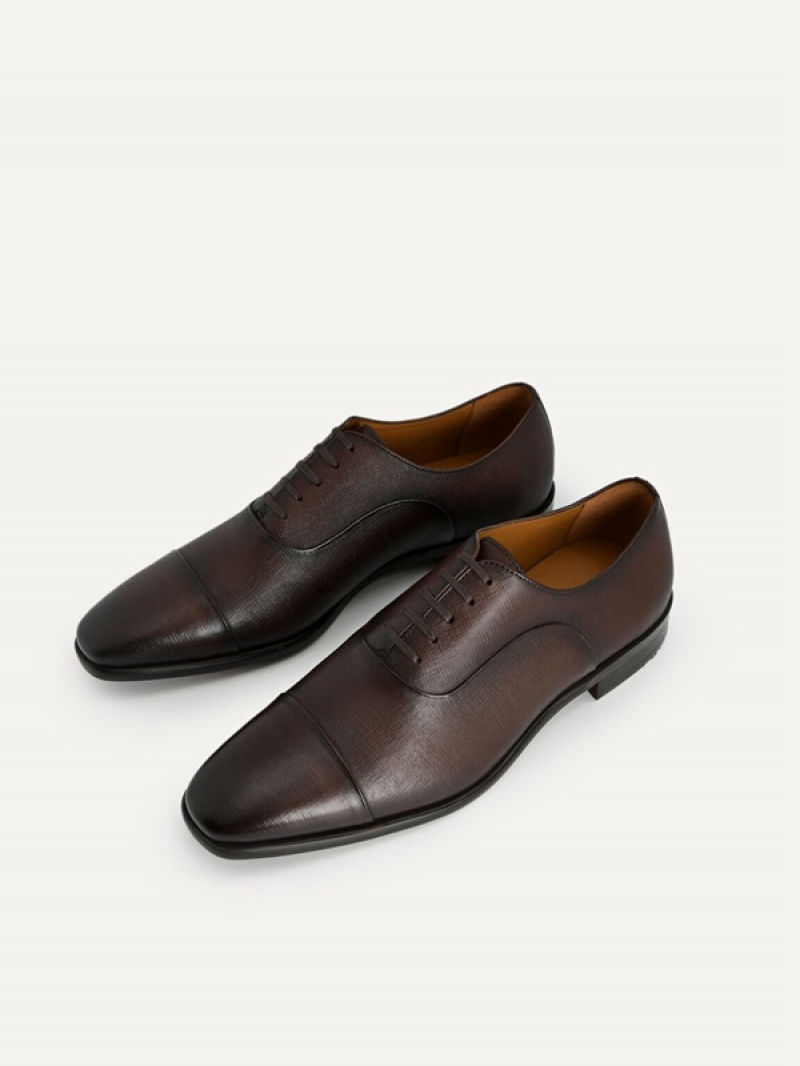 Brown Men's Pedro Textured Leather Oxford Shoes | WUYAZX-014