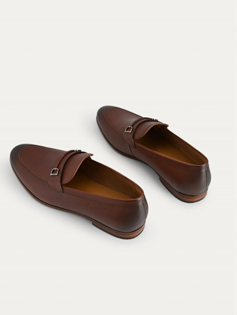 Brown Men's Pedro Textured Leather with Metal Bit Loafers | KOZSVR-907