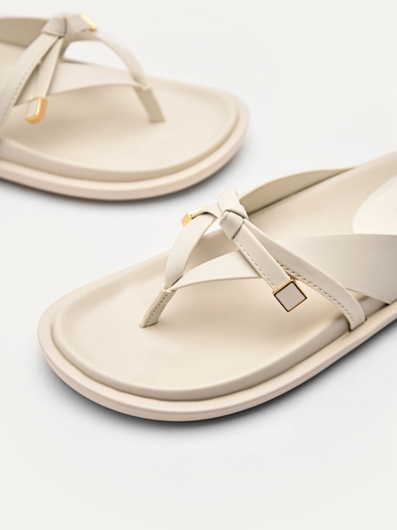 Cream Women's Pedro Bianca Thong Sandals | XOHIKU-024