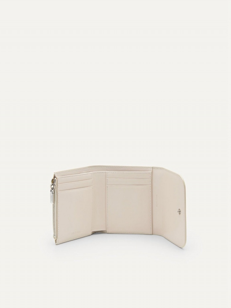 Cream Women's Pedro Studio Leather Trifold Wallet | WIHBOF-598