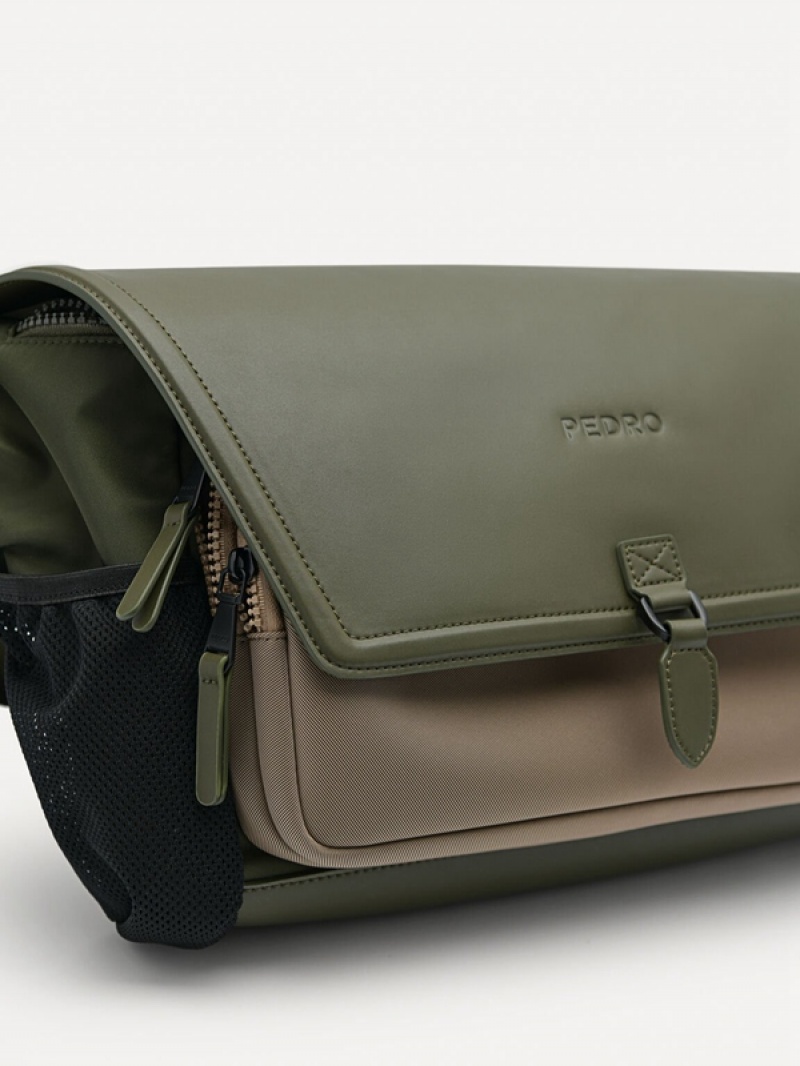 Green Men's Pedro Owen Messenger Bags | TXMJWI-348