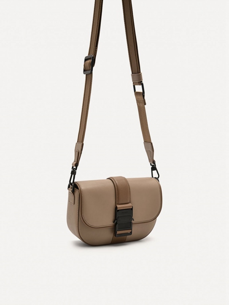 Grey Brown Men's Pedro Kane Sling Bag | KNLIUD-413