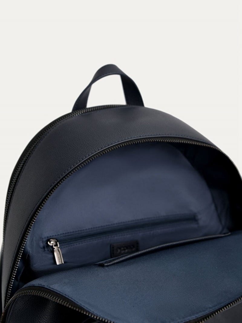 Navy Men's Pedro Lucas Casual Backpacks | GTWHNM-015